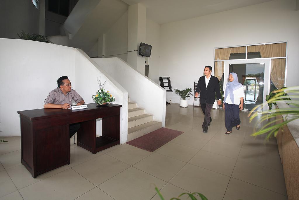 Hotel Narmada Convention Hall Mataram Zewnętrze zdjęcie