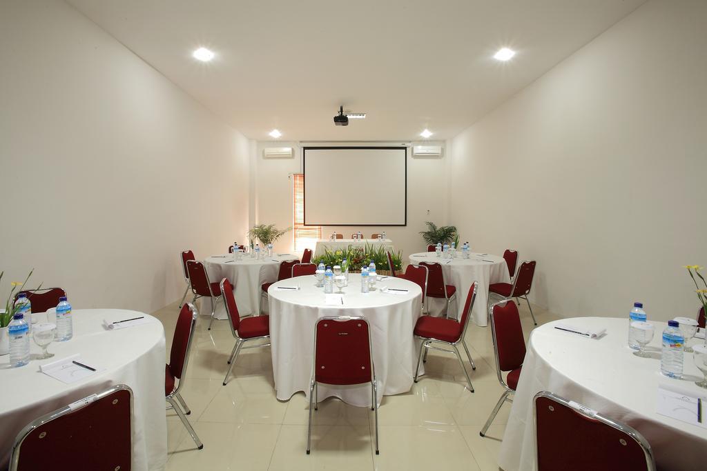 Hotel Narmada Convention Hall Mataram Zewnętrze zdjęcie